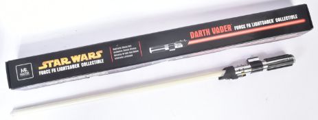 STAR WARS - MASTER REPLICAS DARTH VADER FORCE FX LIGHTSABER