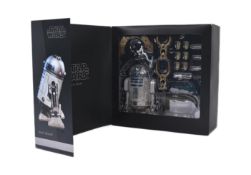 STAR WARS - SIDESHOW R2-D2 DELUXE ACTION FIGURE