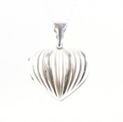925 SILVER HEART LOCKET & NECKLACE CHAIN