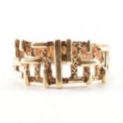 1970'S HALLMARKED 9CT GOLD BRUTALIST RING