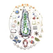 COLLECTION OF ASSORTED VINTAGE & LATER COSTUME JEWELLERY