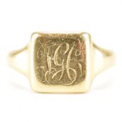 VINTAGE GOLD SIGNET RING