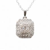 HALLMARKED 18CT WHITE GOLD & DIAMOND NECKLACE PENDANT & CHAIN