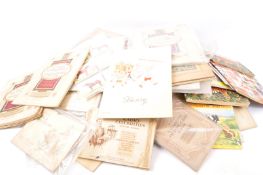 LARGE COLLECTION OF 20TH CENTURY CIGARETTE CARDS