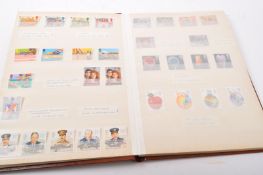 COLLECTION UNFRANKED POST-DECIMAL BRITISH STAMPS