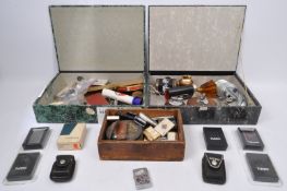LARGE COLLECTION OF VINTAGE TABLE & POCKET LIGHTERS