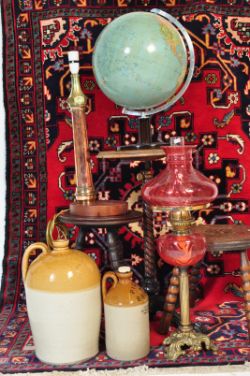 Antiques & Collectables - Furniture & Decorative Interiors