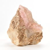 NATURAL HISTORY - MINERAL SPECIMEN
