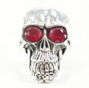 800 SILVER SKULL SNUFF BOX