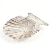 GEORGIAN HALLMARKED SILVER SCALLOP SHELL DISH