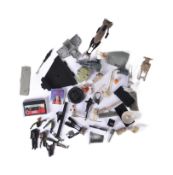 STAR WARS - COLLECTION OF VINTAGE ACCESSORIES