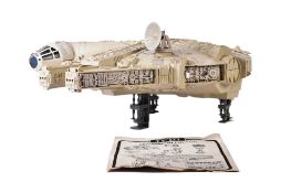 STAR WARS - VINTAGE MILLENNIUN FALCON PLAYSET