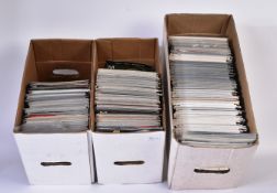 COMIC BOOKS - LARGE COLLECTION OF MARVEL & DC COMICS