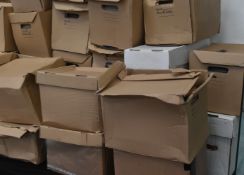 LARGE COLLECTION OF ASSORTED COMIC BOOKS