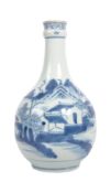 18TH CENTURY CHINESE BOTTLE SHAPED VASE