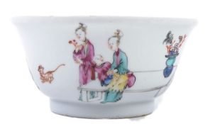 18TH CENTURY CHINESE PORCELAIN BOWL