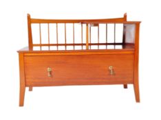 RETRO VINTAGE MID 20TH CENTURY HALL SETTLE BENCH