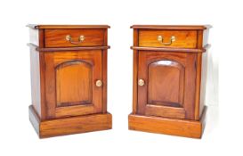 PAIR OF VICTORIAN STYLE MAHOGANY BEDSIDE CABINETS