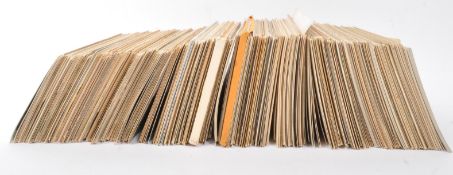 LARGE COLLECTION OF ANTIQUE VINTAGE POSTCARDS