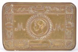 WORLD WAR 1 CHRISTMAS QUEEN MARY CIGARETTE TIN