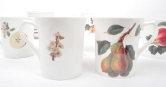 THE ROYAL HORTICULTURAL SOCIETY - HOOKER'S FRUIT TEA SET