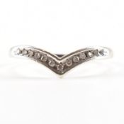 HALLMARKED 9CT WHITE GOLD & DIAMOND WISHBONE RING