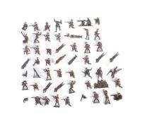 COLLECTION OF VINTAGE LEAD TOY SOLDIERS