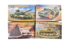 MODEL KITS - X5 ASSORTED PLASTIC MODEL KITS OF MILITARY INTEREST