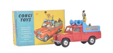 VINTAGE CORGI TOYS CHIPPERFIELDS CIRCUS LANDROVER PARADE VEHICLE