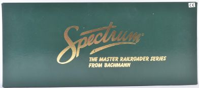 BACHMANN SPECTRUM OO GAUGE MODEL RAILWAY ' ON30 ' CLOSED STREET CAR