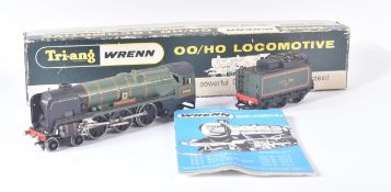VINTAGE TRIANG WRENN OO GAUGE MODEL RAILWAY LOCOMOTIVE