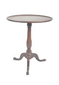 GEORGE III MAHOGANY DISH TOP TRIPOD COFFEE TABLE