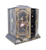 VICTORIAN BLACK LACQUERED PAPIER-MACHE JEWELLERY BOX
