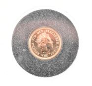 ELIZABETH II 2018 22CT GOLD UNCIRCULATED HALF SOVEREIGN