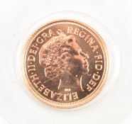 ELIZABETH II 2005 22CT GOLD HALF SOVEREIGN