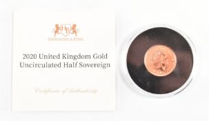 ELIZABETH II 2020 22CT GOLD UNCIRCULATED HALF SOVEREIGN