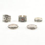 COLLECTION OF 925 SILVER RINGS