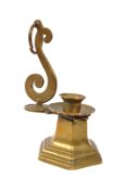 EARLY 20TH CENTURY BRASS CANDLESTICK HOLDER.