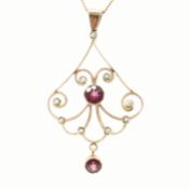HALLMARKED 9CT GOLD SEED PEARL & PINK STONE NECKLACE PENDANT & CHAIN