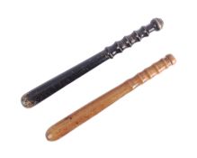 19TH CENTURY VICTORIAN POLICEMANS TRUNCHEON TIPSTAFF
