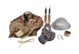 COLLECTION OF WWII SECOND WORLD WAR BRITISH MILITARIA