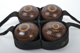20TH CENTURY COTSWOLD GOLDLINE BOWLS