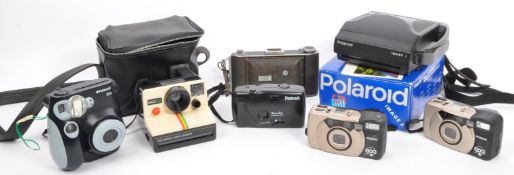 COLLECTION OF RETRO VINTAGE POLAROID CAMERA EQUIPMENT
