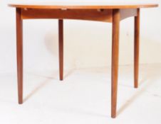 MID 20TH CENTURY TEAK EXTENDING DINING TABLE