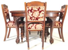 19TH CENTURY VICTORIAN EXTENDING MAHOGANY DINING TABLE & CHAIRS