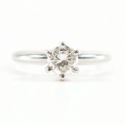 900 PLATINUM & DIAMOND SOLITAIRE RING