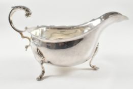 EDWARDIAN HALLMARKED SILVER SAUCE BOAT
