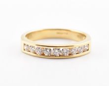 HALLMARKED 18CT GOLD & DIAMOND HALF HOOP RING 0.50CT