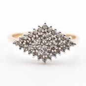 HALLMARKED 9CT GOLD & DIAMOND CLUSTER RING