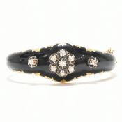 19TH CENTURY GOLD DIAMOND & ENAMEL BANGLE